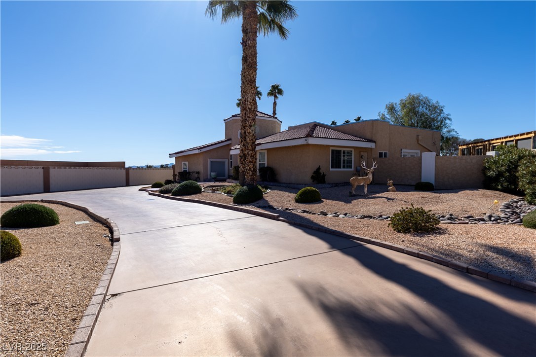 7165 Laredo Street Property Photo 24