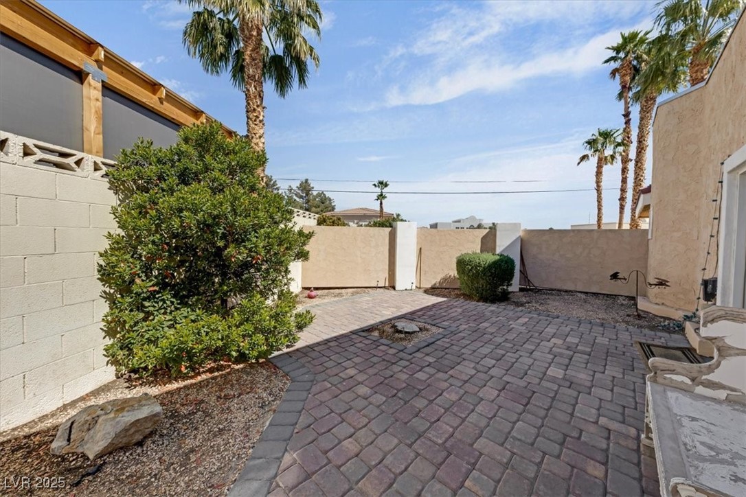 7165 Laredo Street Property Photo 51