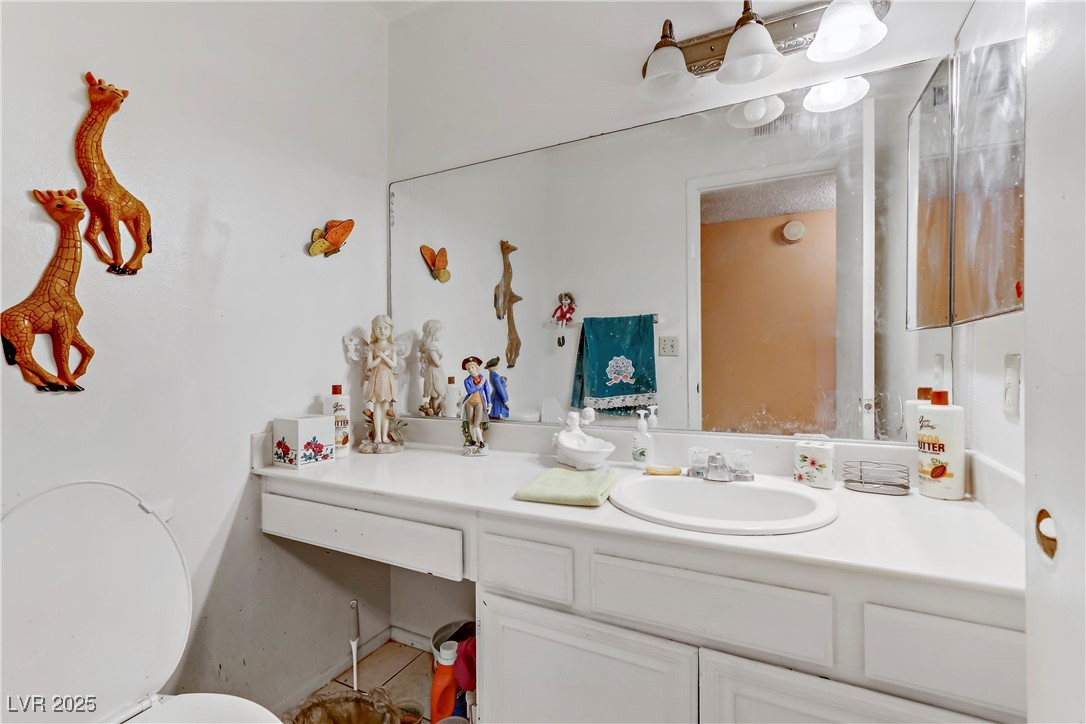 4274 Butterfield Way Property Photo 7