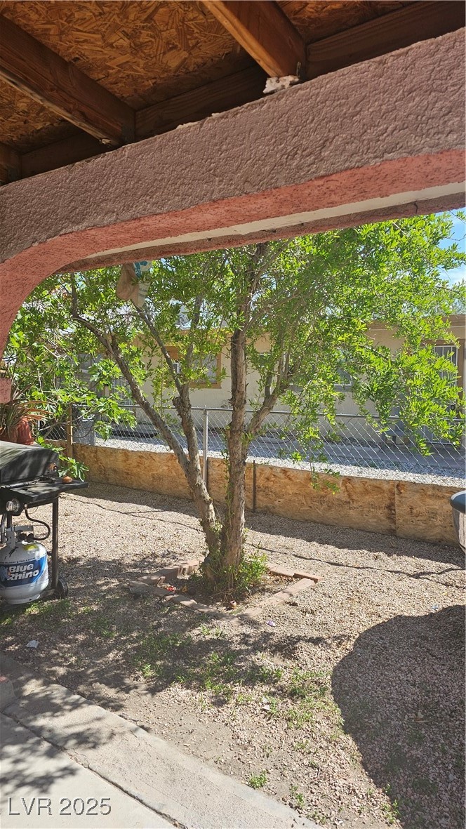 2120 Glider Street Property Photo 2