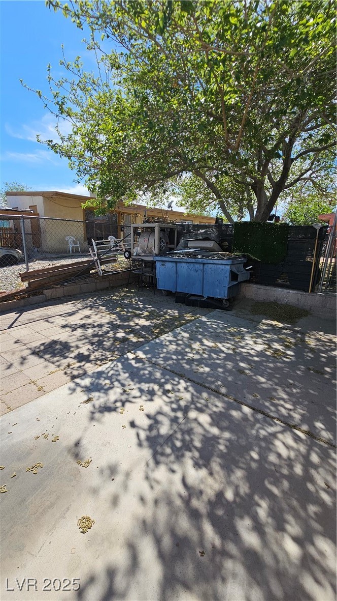 2120 Glider Street Property Photo 17