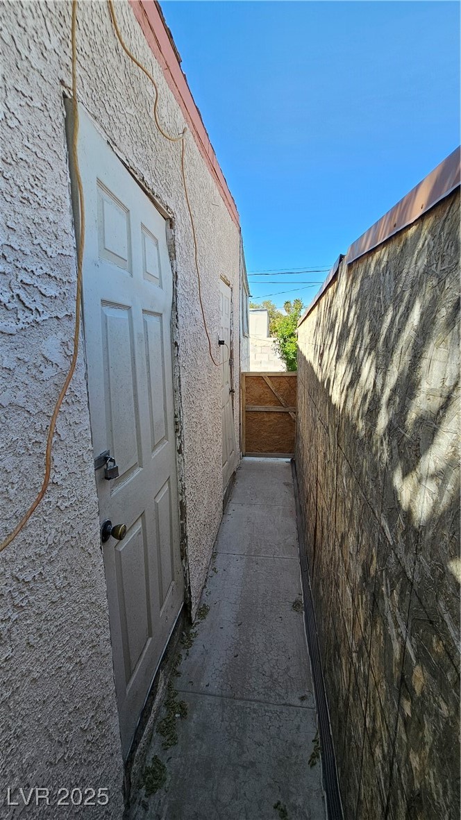 2120 Glider Street Property Photo 29