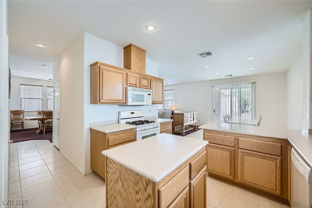 10808 Wallflower Avenue Property Photo 15