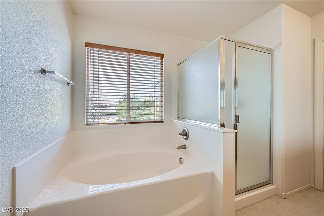10808 Wallflower Avenue Property Photo 23