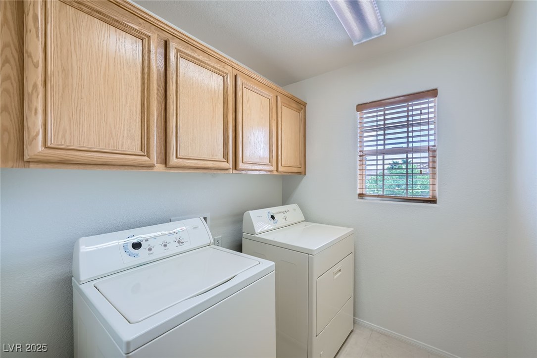 10808 Wallflower Avenue Property Photo 28