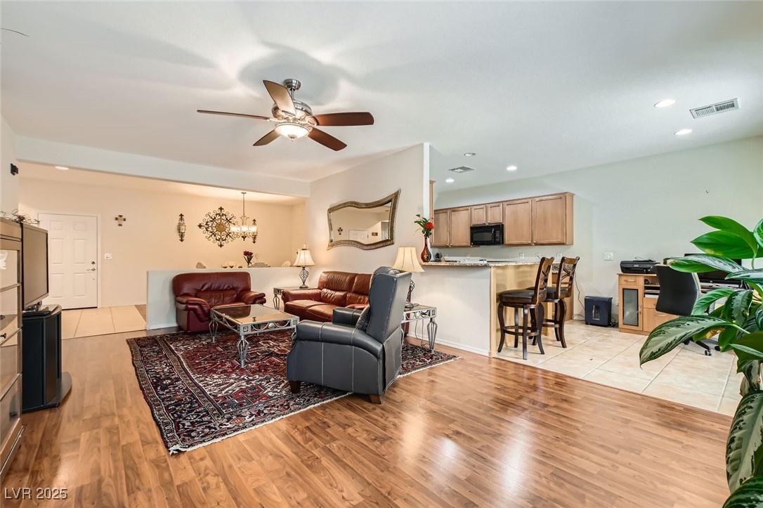 3241 Flyway Court Property Photo 5