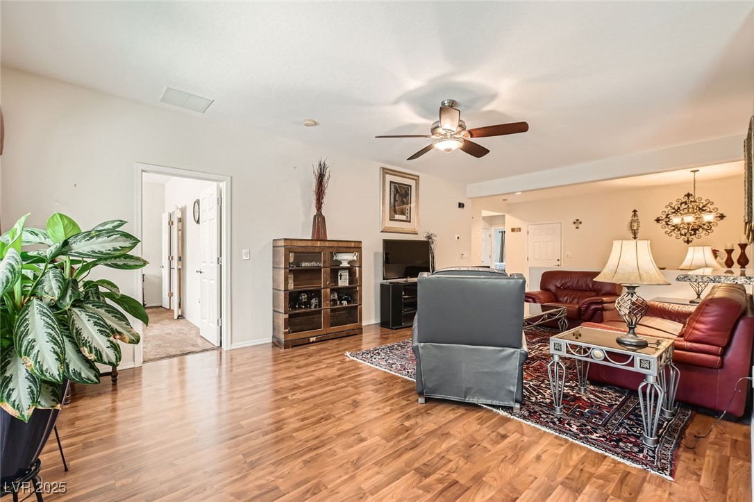 3241 Flyway Court Property Photo 7