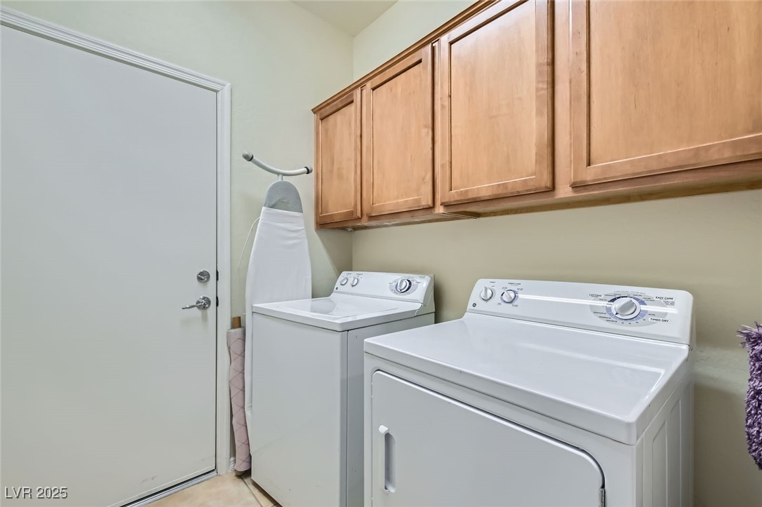 3241 Flyway Court Property Photo 23