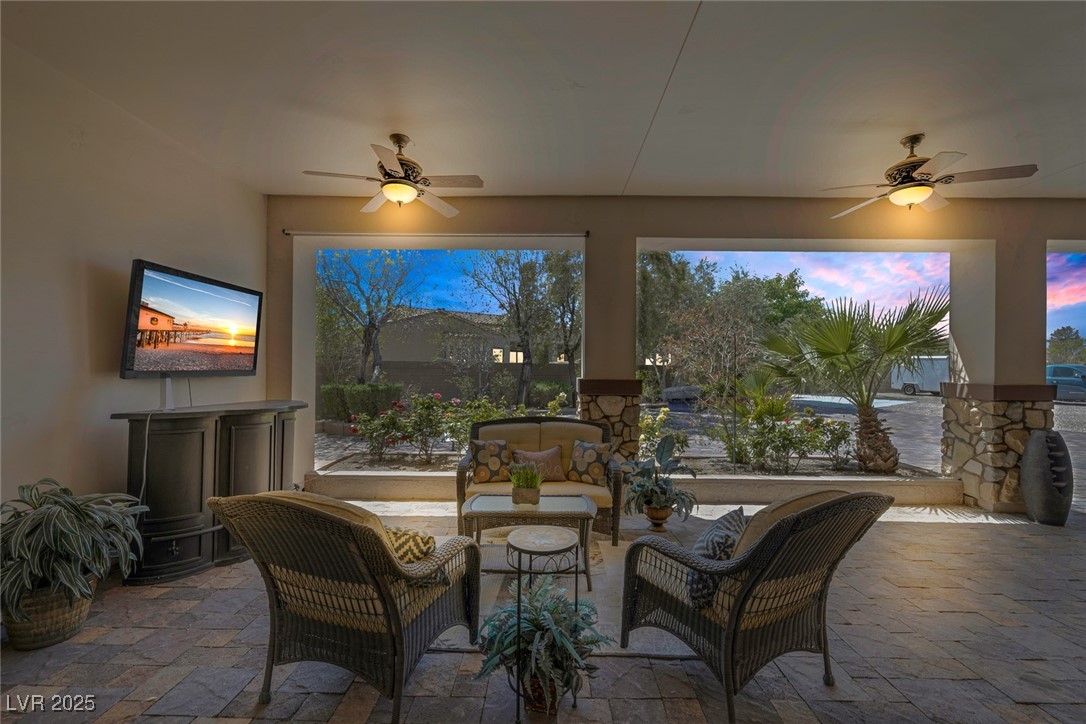 7687 West Pebble Road Property Photo 4