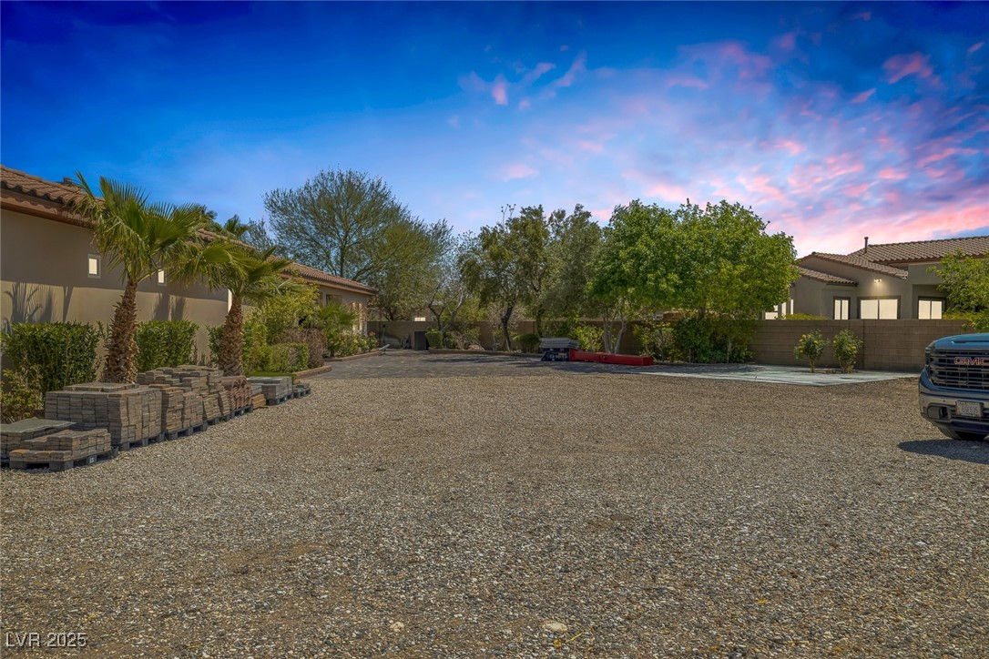 7687 West Pebble Road Property Photo 6