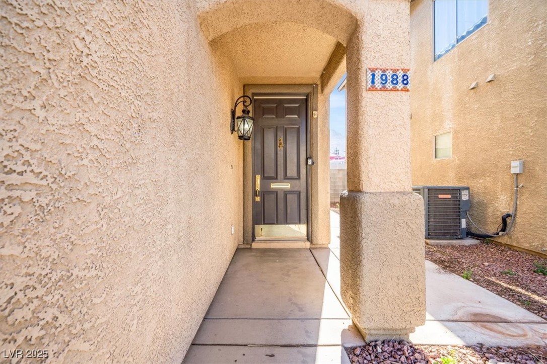 1988 Villa De Sol Street Property Photo 4
