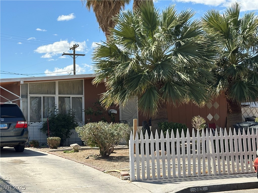 3115 Emmons Avenue Property Photo