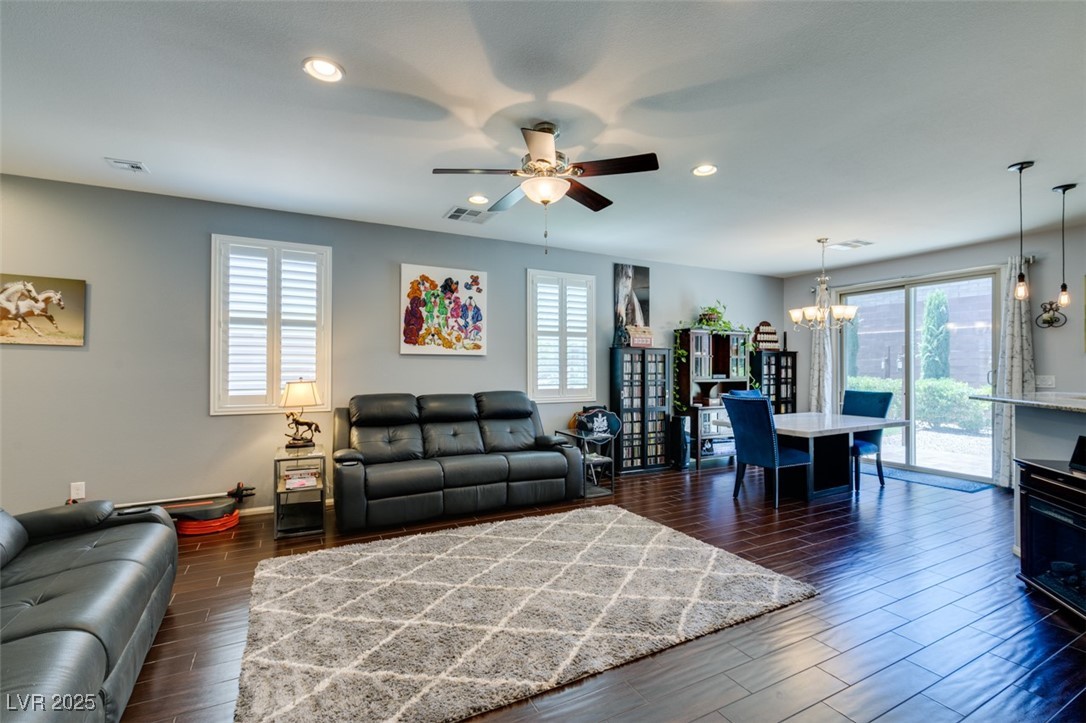 7859 Shoreline Ridge Court Property Photo 6