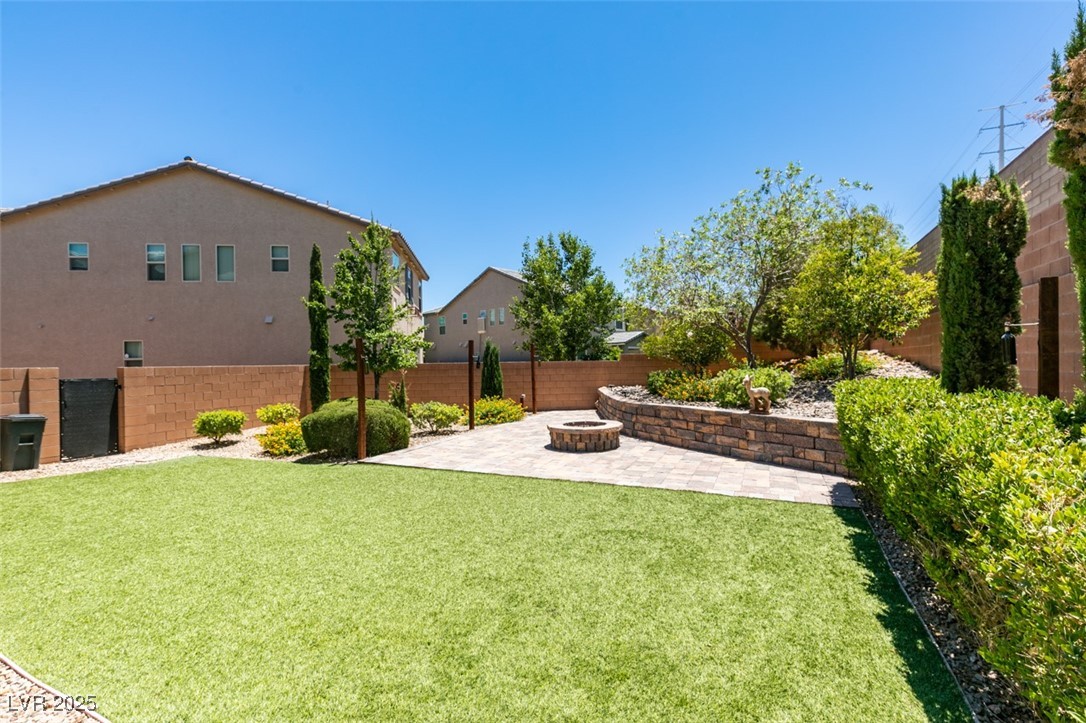 7859 Shoreline Ridge Court Property Photo 25