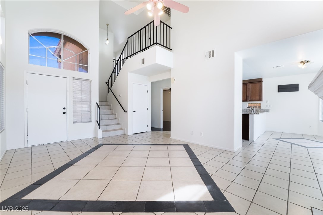 2211 Arborwood Way Property Photo 7