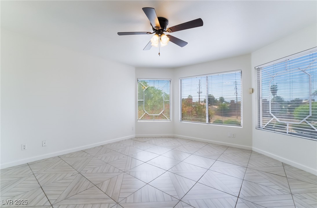 2211 Arborwood Way Property Photo 14