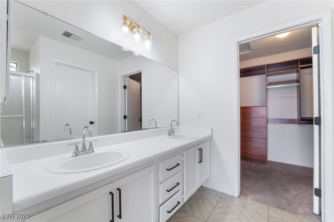 2211 Arborwood Way Property Photo 16