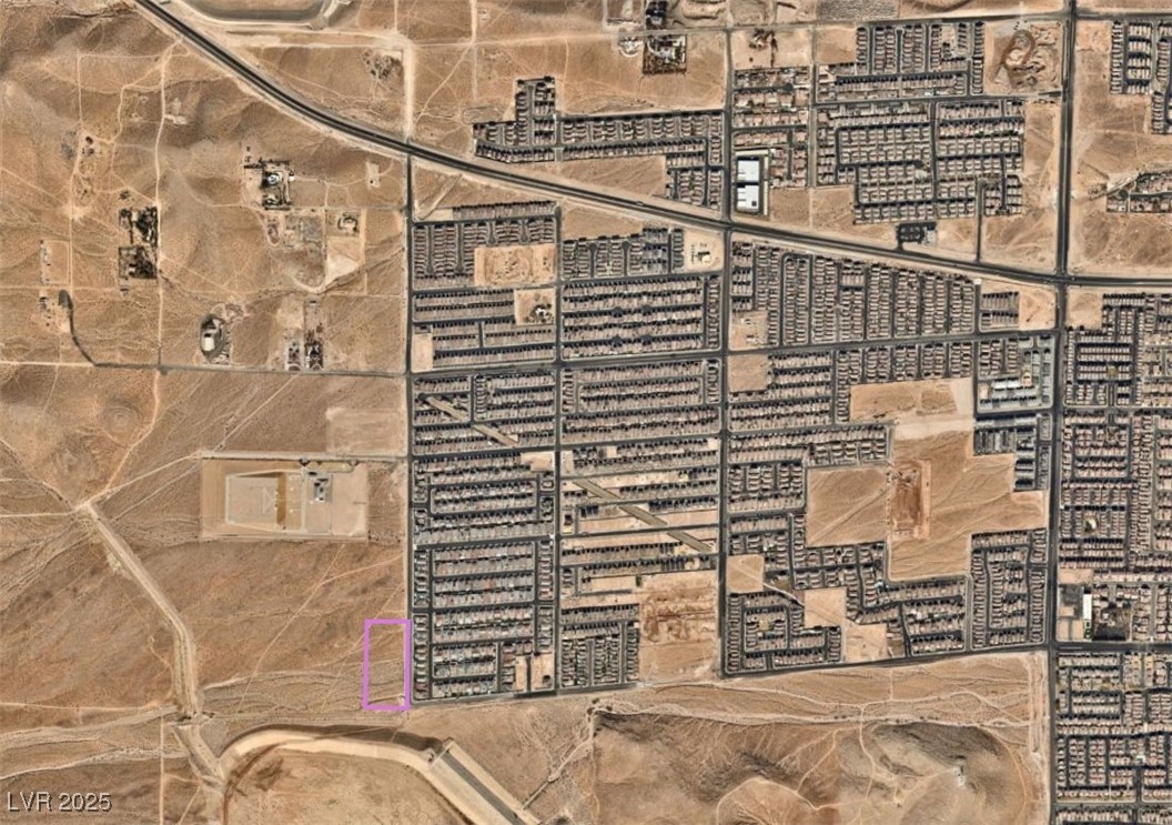 Hualapai Way Property Photo 2
