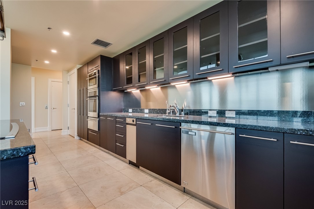 2700 Las Vegas Boulevard 4305 Property Photo 17