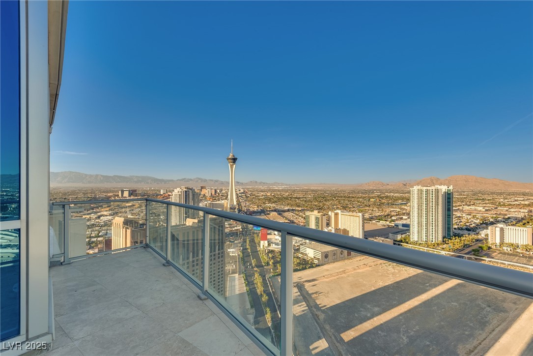 2700 Las Vegas Boulevard 4305 Property Photo 27