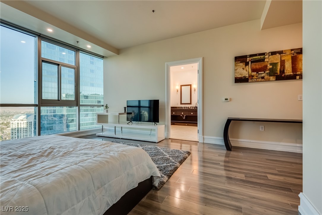 2700 Las Vegas Boulevard 4305 Property Photo 42