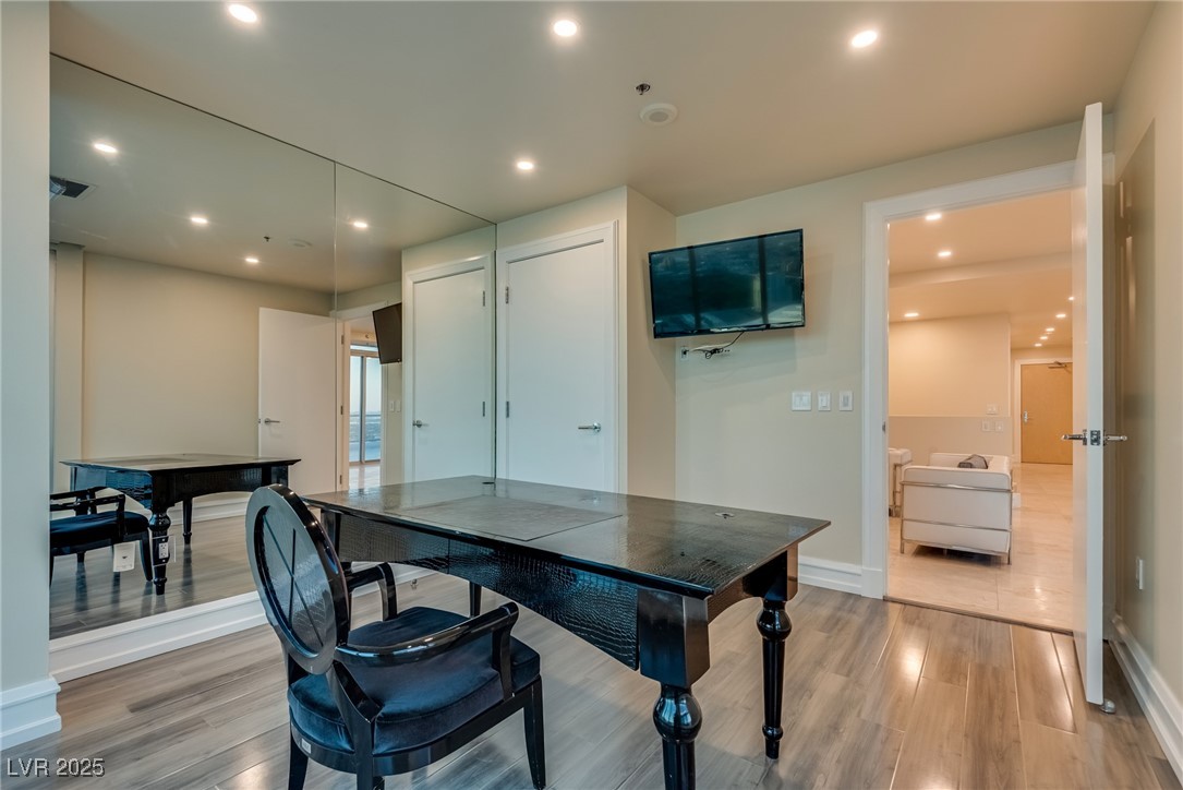 2700 Las Vegas Boulevard 4305 Property Photo 58