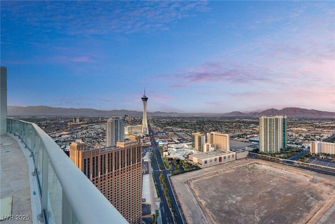 2700 Las Vegas Boulevard 4305 Property Photo 61