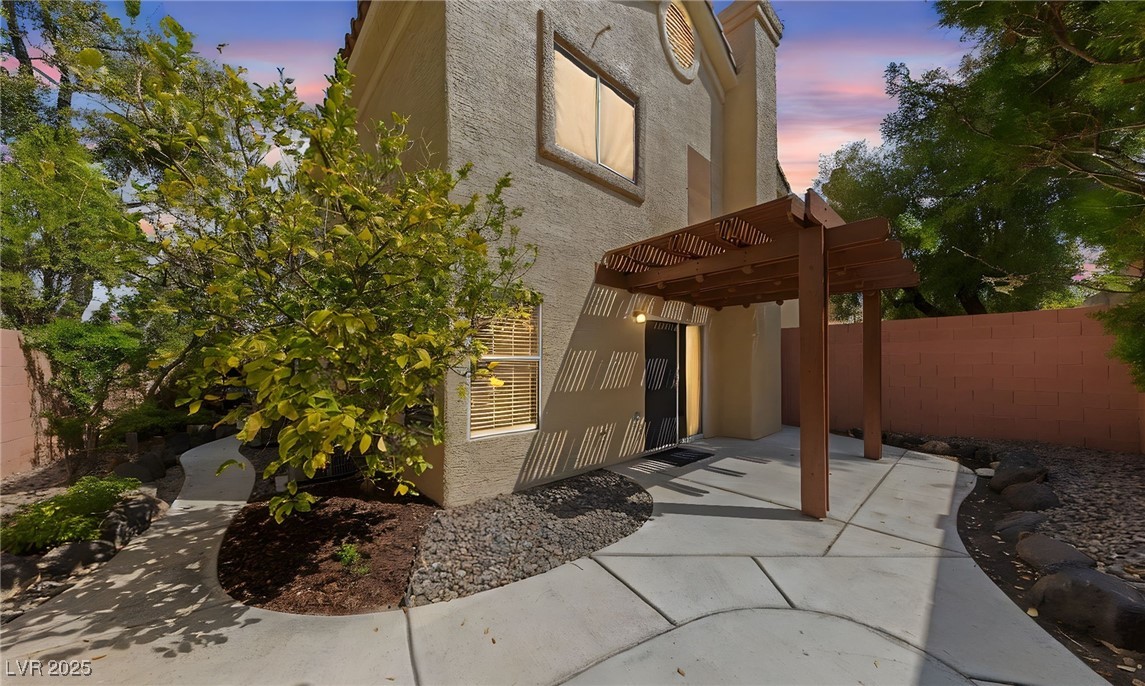 9409 Kayla Court Property Photo 4