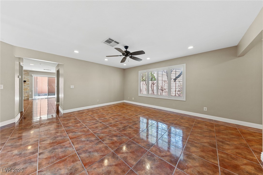 9409 Kayla Court Property Photo 10