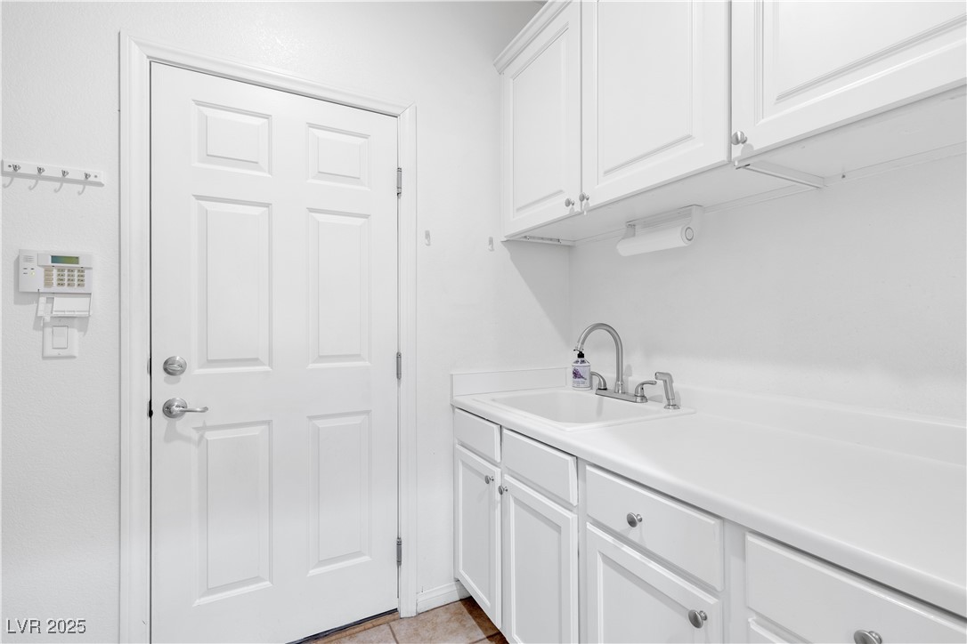 10024 Scenic Walk Avenue Property Photo 29