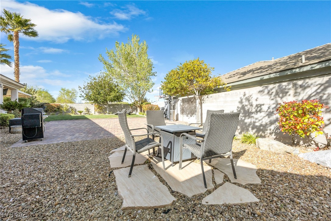 10494 Realm Way Property Photo 42