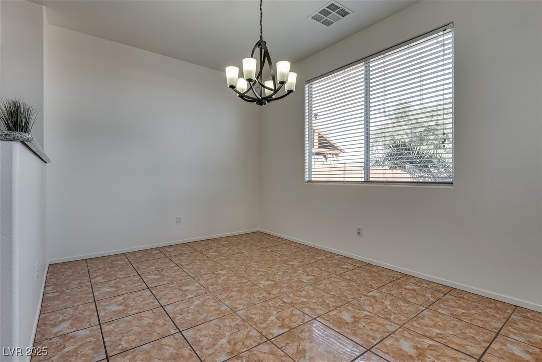 5432 Nickel Ridge Way Property Photo 12