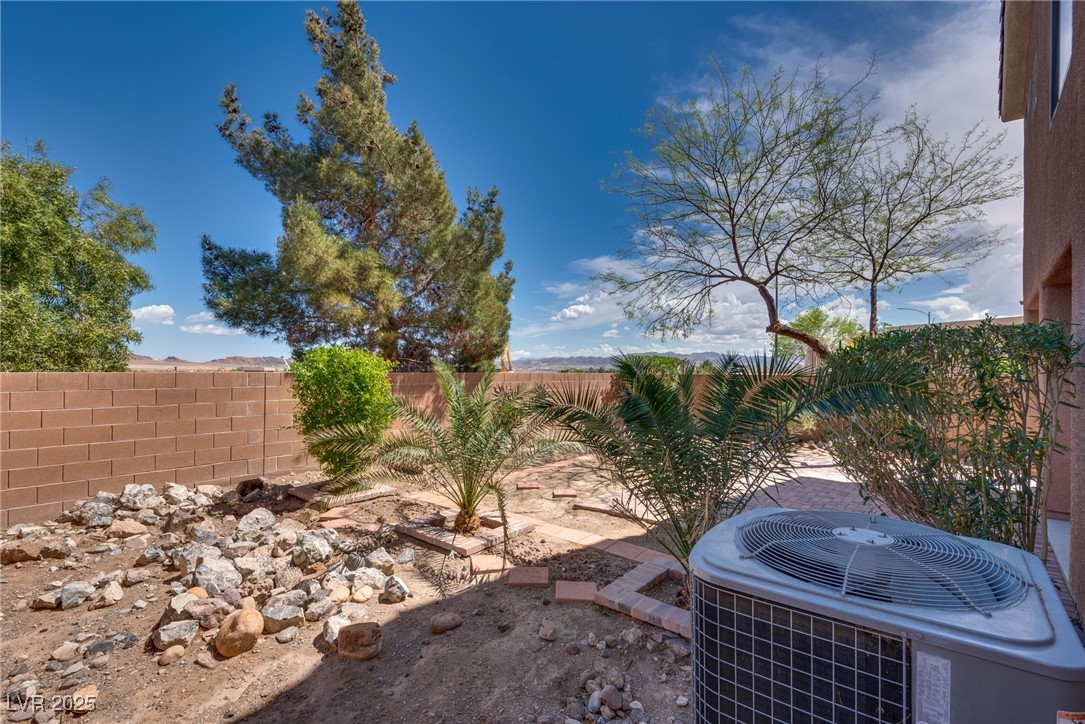 5432 Nickel Ridge Way Property Photo 34