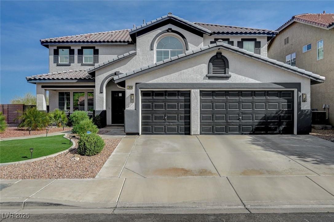 1494 Neyland Drive Property Photo 1