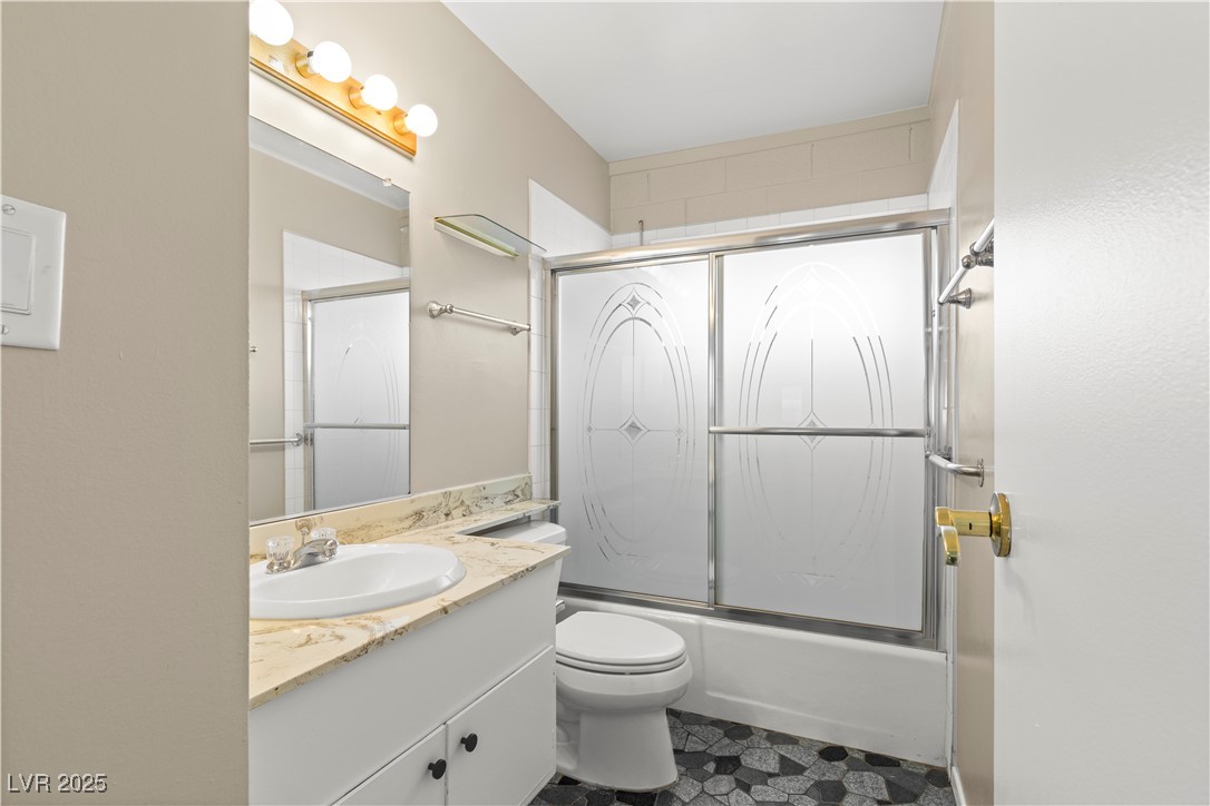 2703 Vegas Valley Drive Property Photo 37