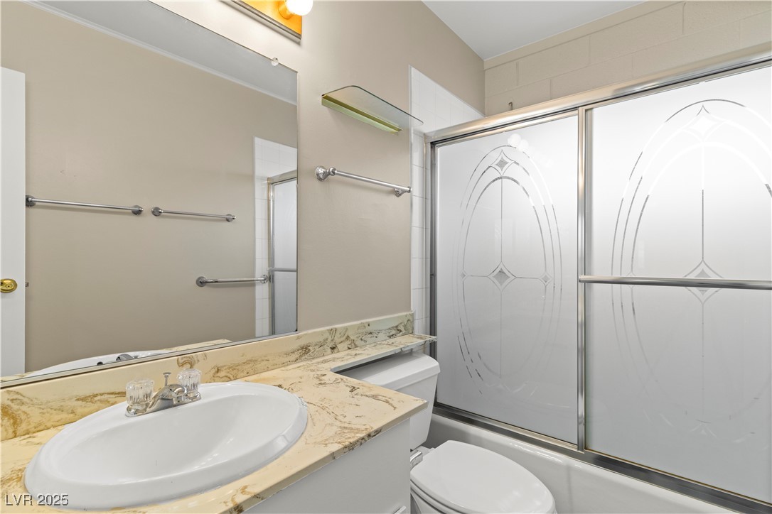 2703 Vegas Valley Drive Property Photo 38