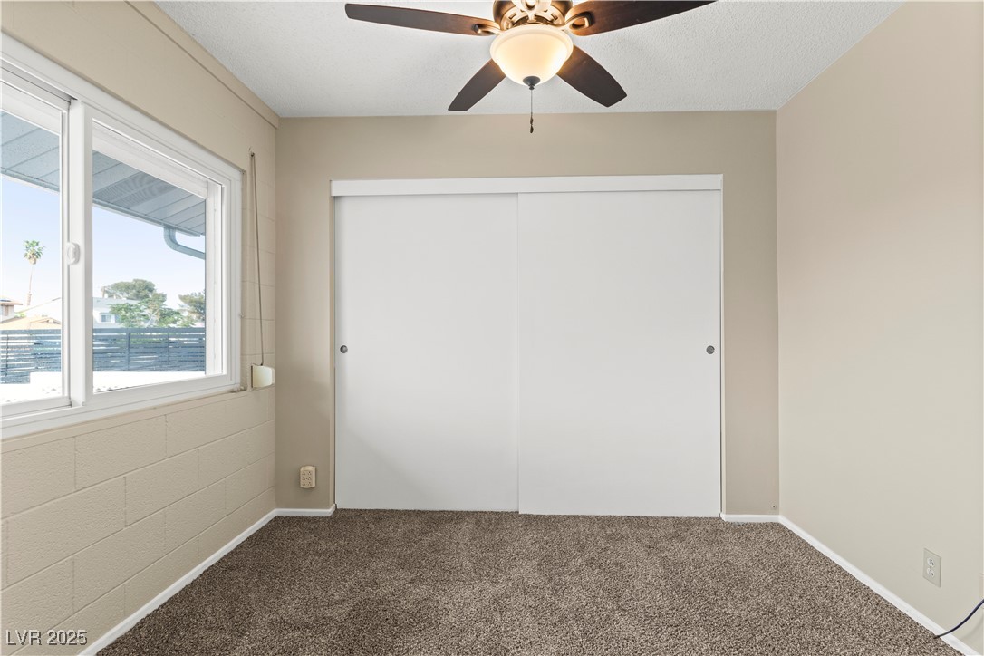 2703 Vegas Valley Drive Property Photo 39