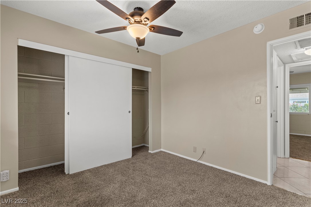 2703 Vegas Valley Drive Property Photo 40