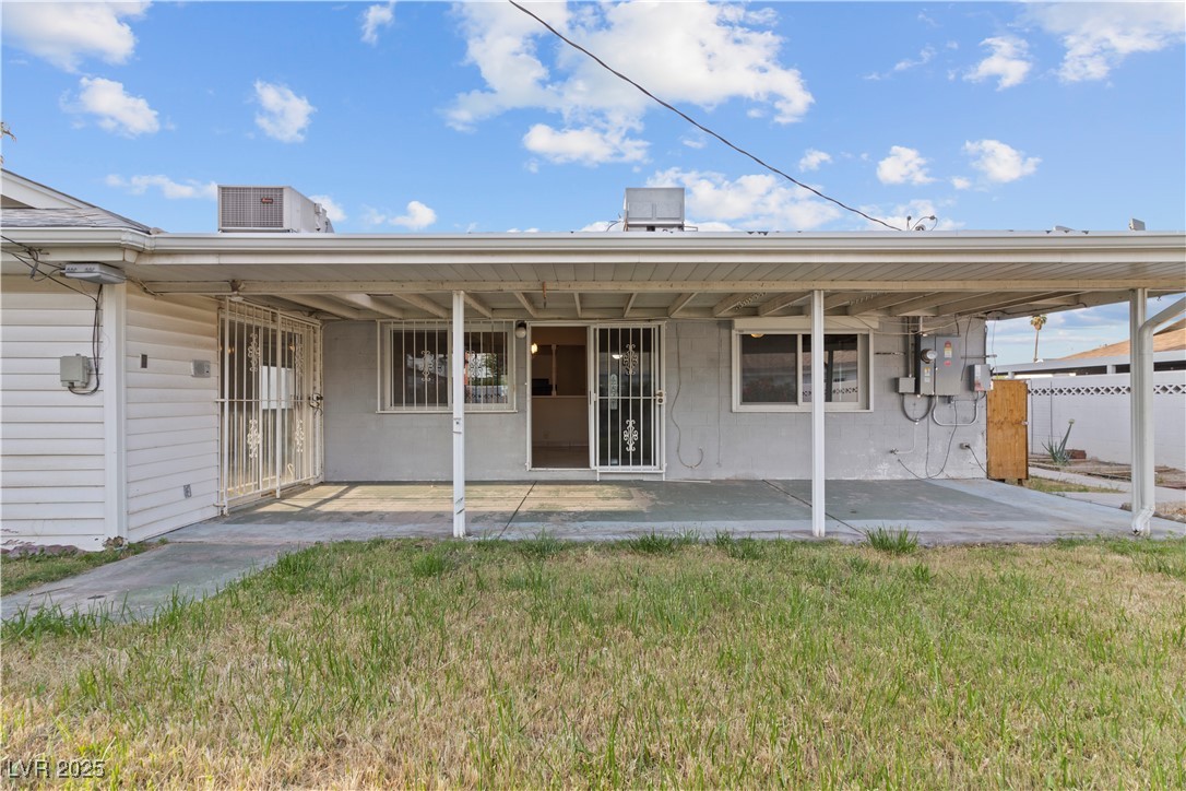 2703 Vegas Valley Drive Property Photo 42
