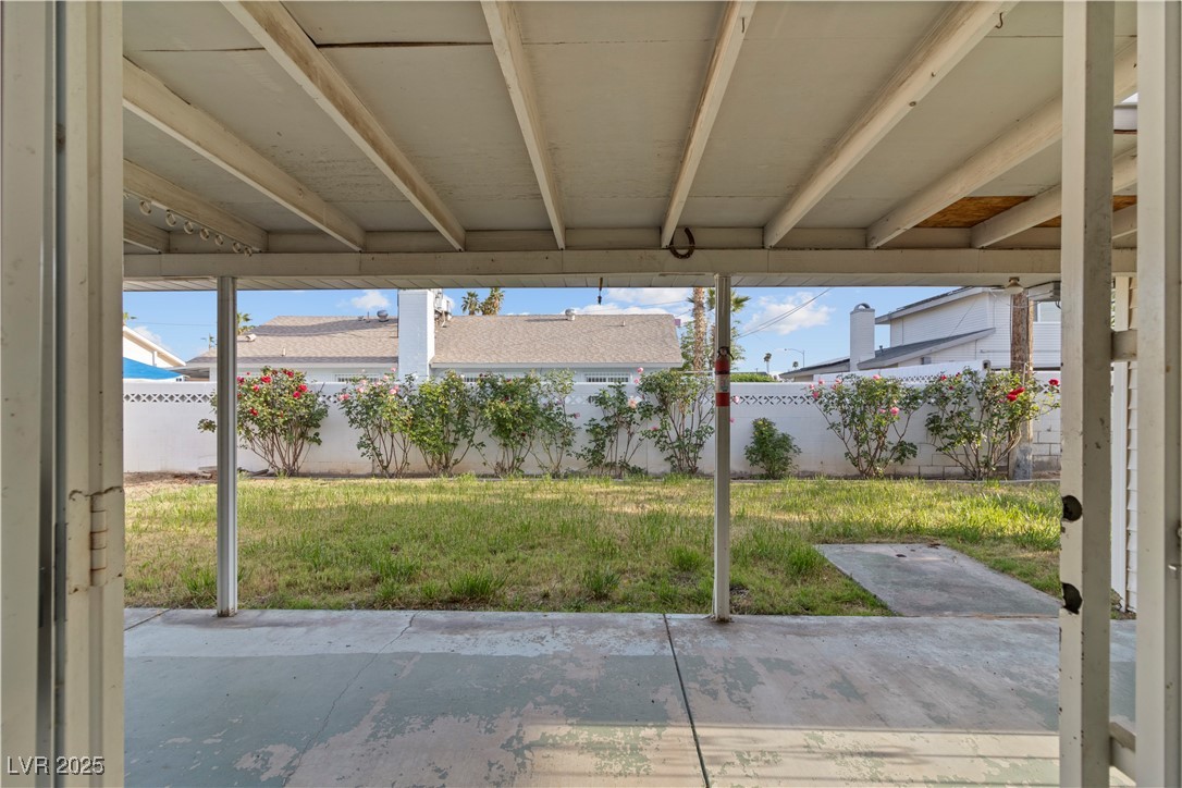2703 Vegas Valley Drive Property Photo 43