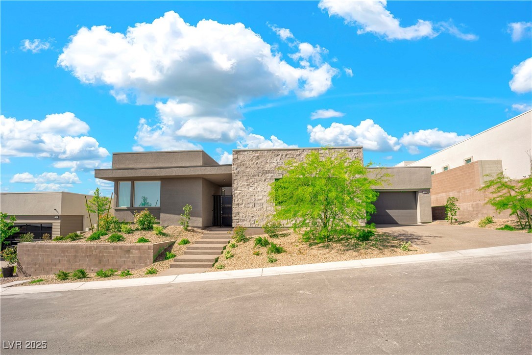11911 Sandstone Arch Drive Property Photo 1