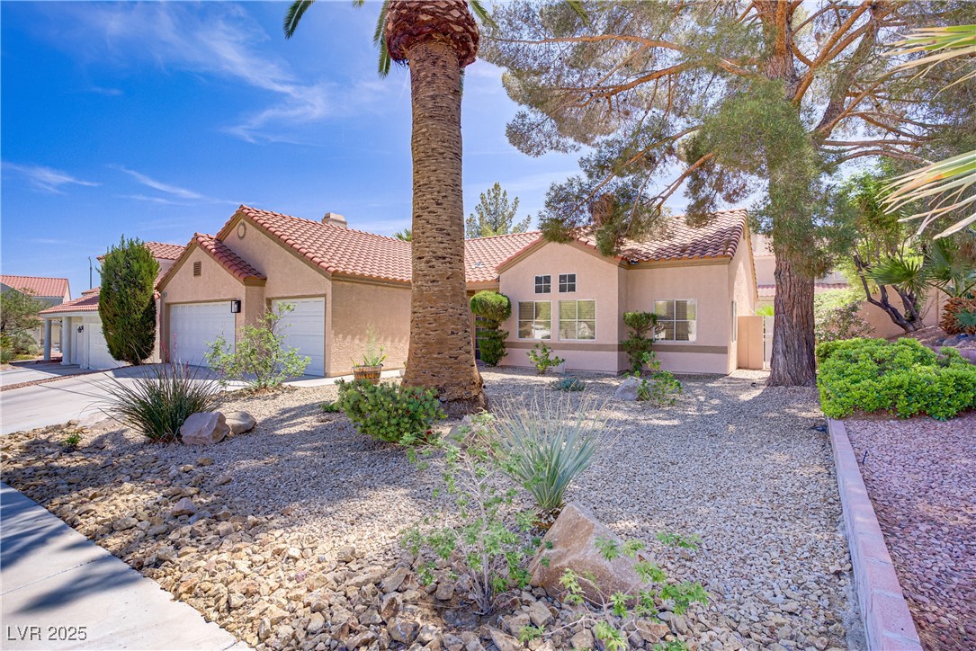 1736 Saddleback Court Property Photo 2