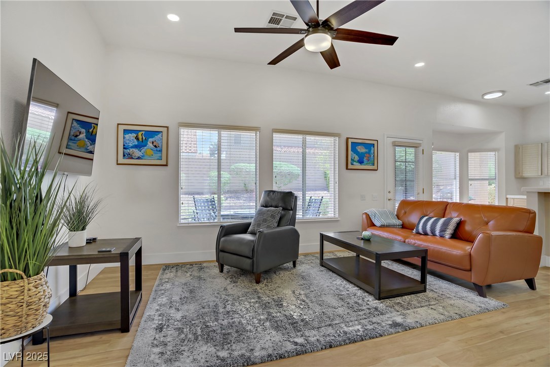 1736 Saddleback Court Property Photo 13