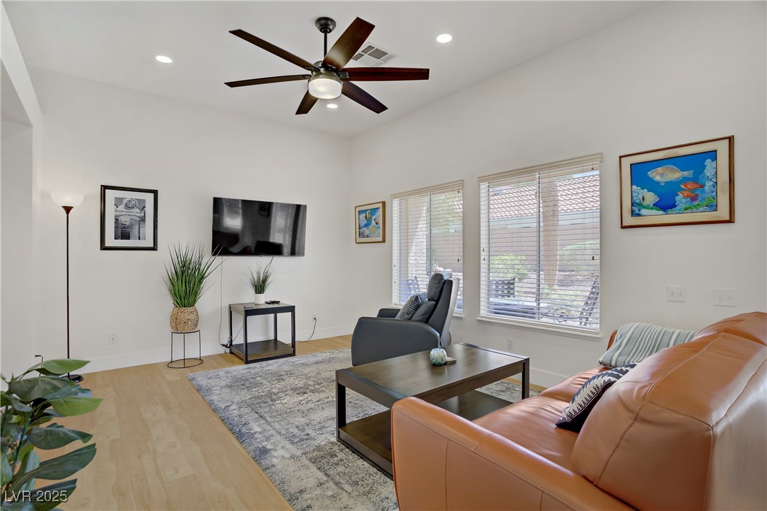 1736 Saddleback Court Property Photo 16
