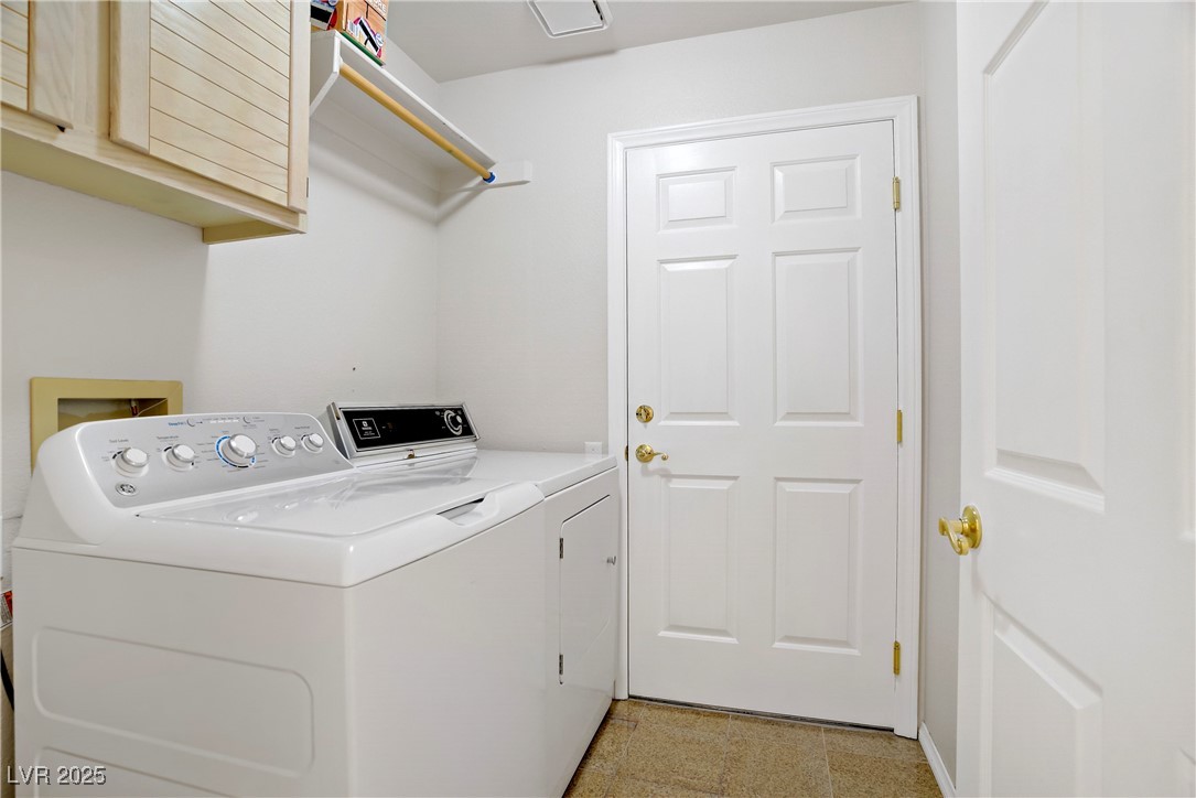 1736 Saddleback Court Property Photo 24