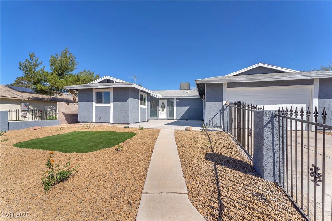 6770 Laronda Lane Property Photo 1
