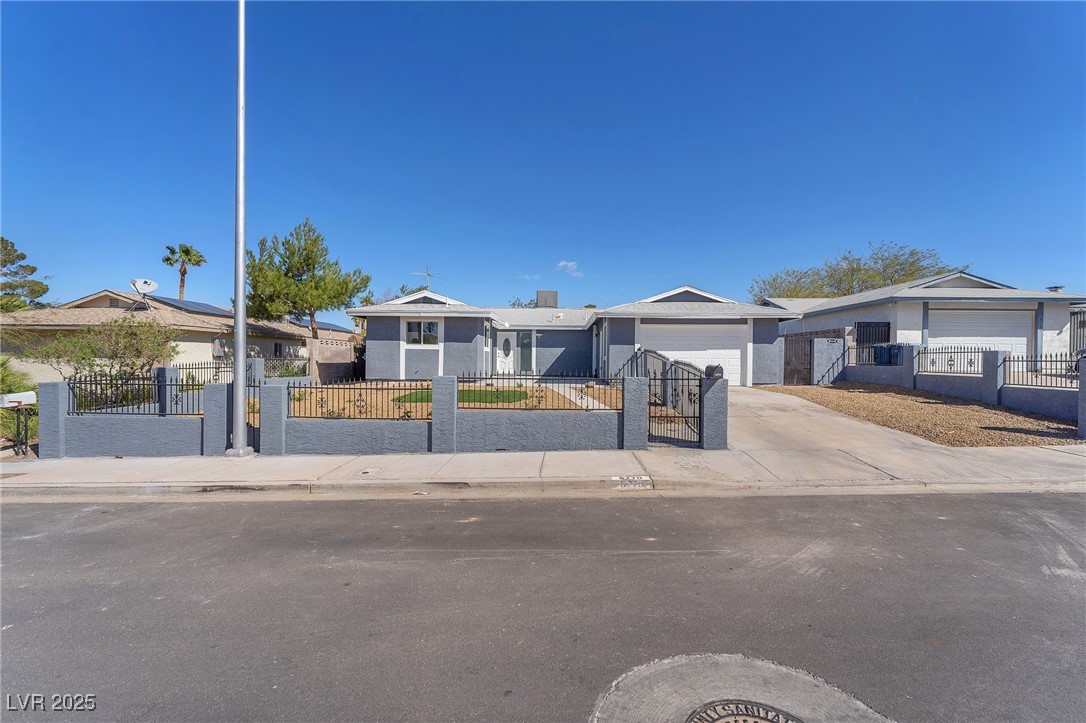 6770 Laronda Lane Property Photo 2