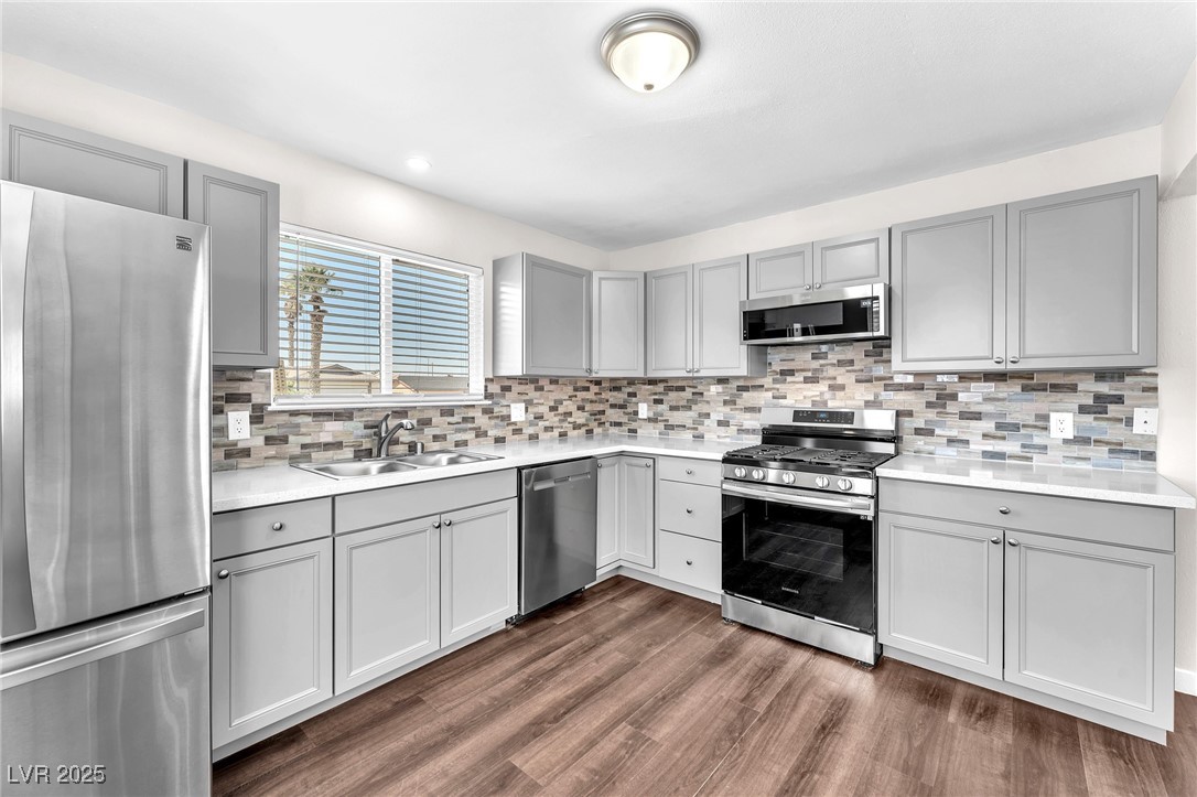 6770 Laronda Lane Property Photo 14