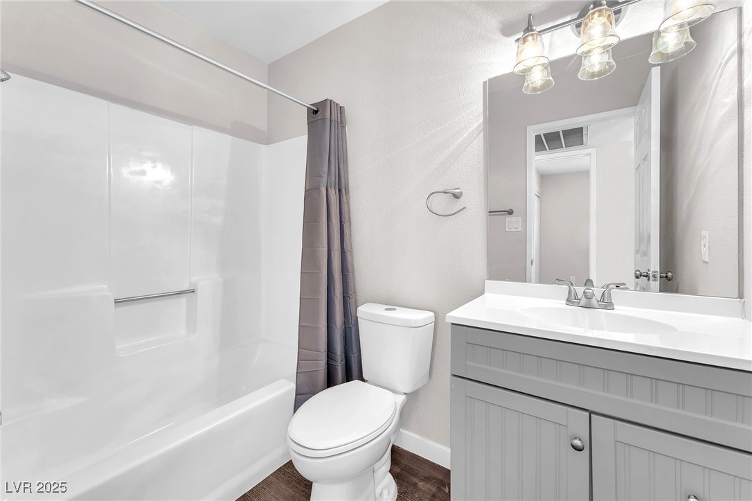 6770 Laronda Lane Property Photo 18