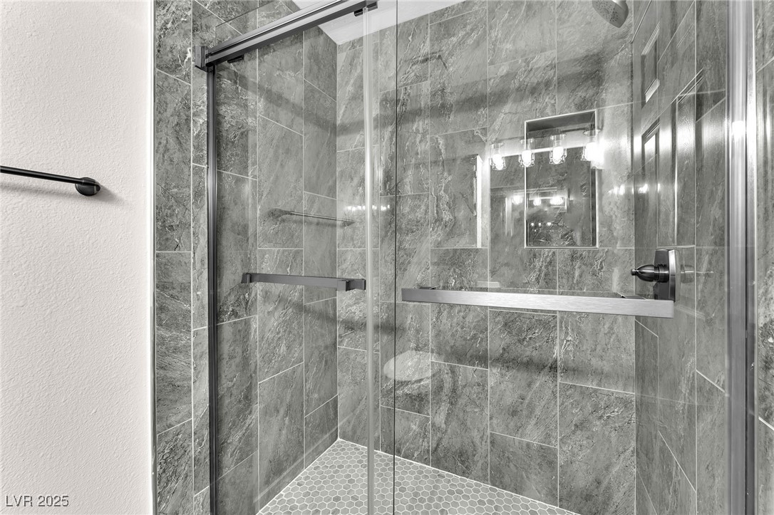 6770 Laronda Lane Property Photo 24